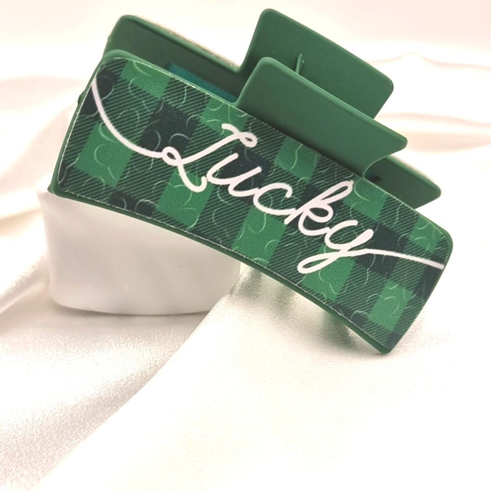 New LUCKY CLOVER green hair claw clip
